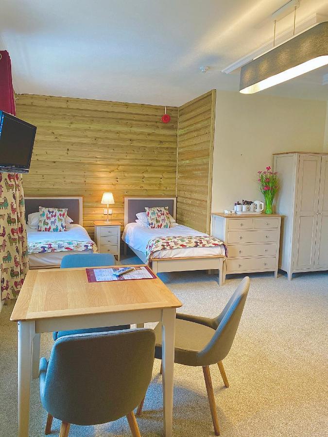 Court Colman Manor Guest House Bridgend  Room photo